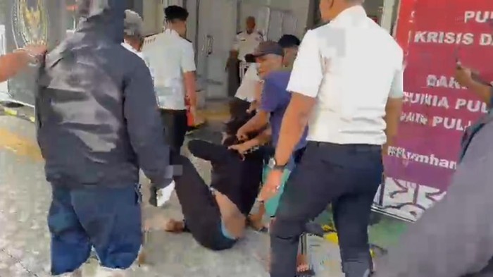 Kericuhan Saat Aksi di Lapas Bollangi Gowa Berakhir Ricuh, Polisi Amankan Delapan Terduga Provokator